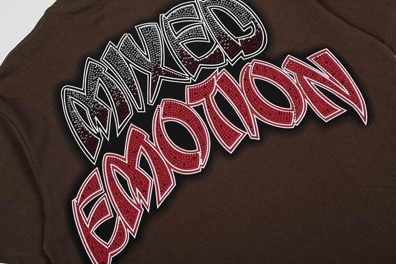 Remera Mixed Emotion Apocalypse Brown